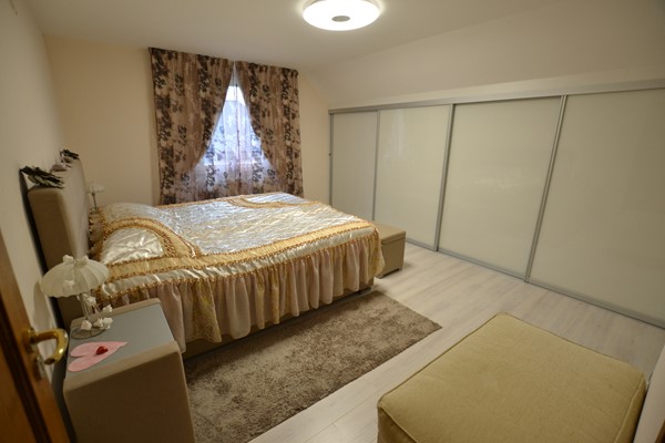 Dr. Limpensstraat 13016.JPG